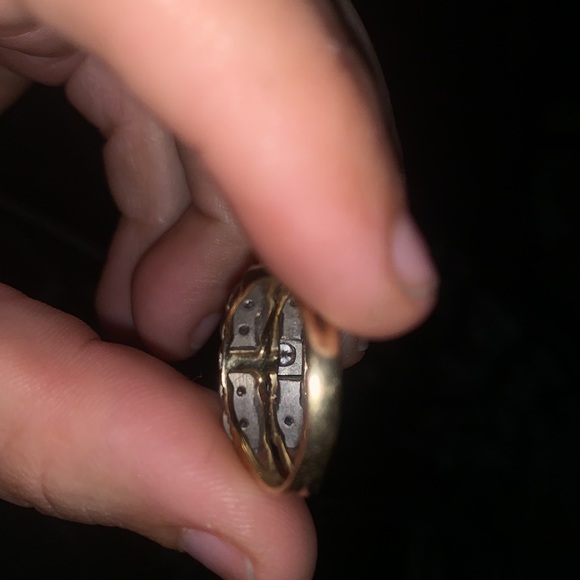 14kt gold Diamond ring size 7 - Picture 2 of 9